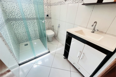 Casa à venda com 3 quartos em Campo Grande, Rio de Janeiro, RJ