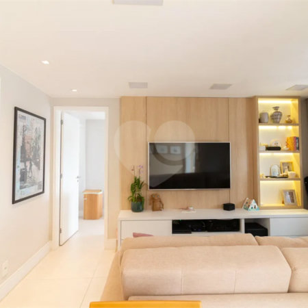 Apartamento à venda com 2 quartos, sendo 1 suíte,  em Vila Sônia, São Paulo, SP