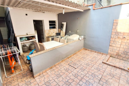 Casa à venda com 3 quartos em Campo Grande, Rio de Janeiro, RJ