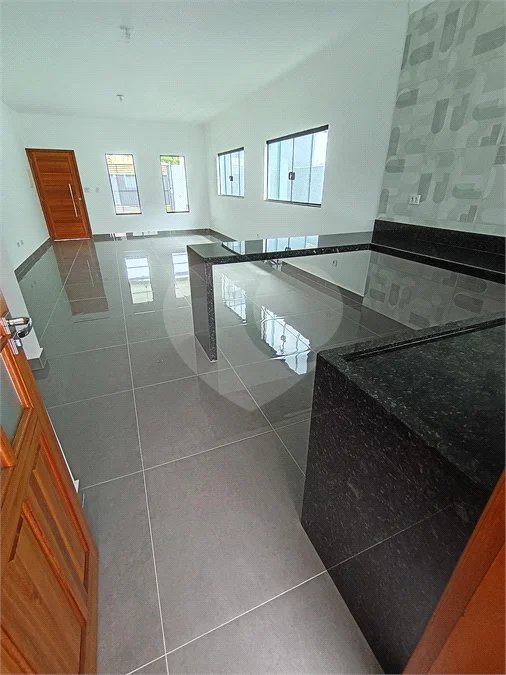 Casa à venda com 3 quartos, sendo 1 suíte, em Loteamento Parque Serras de Atibaia I, Atibaia, SP