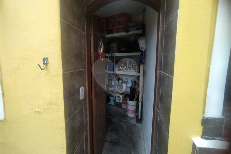 Casa à venda com 4 quartos em Chora Menino, São Paulo, SP