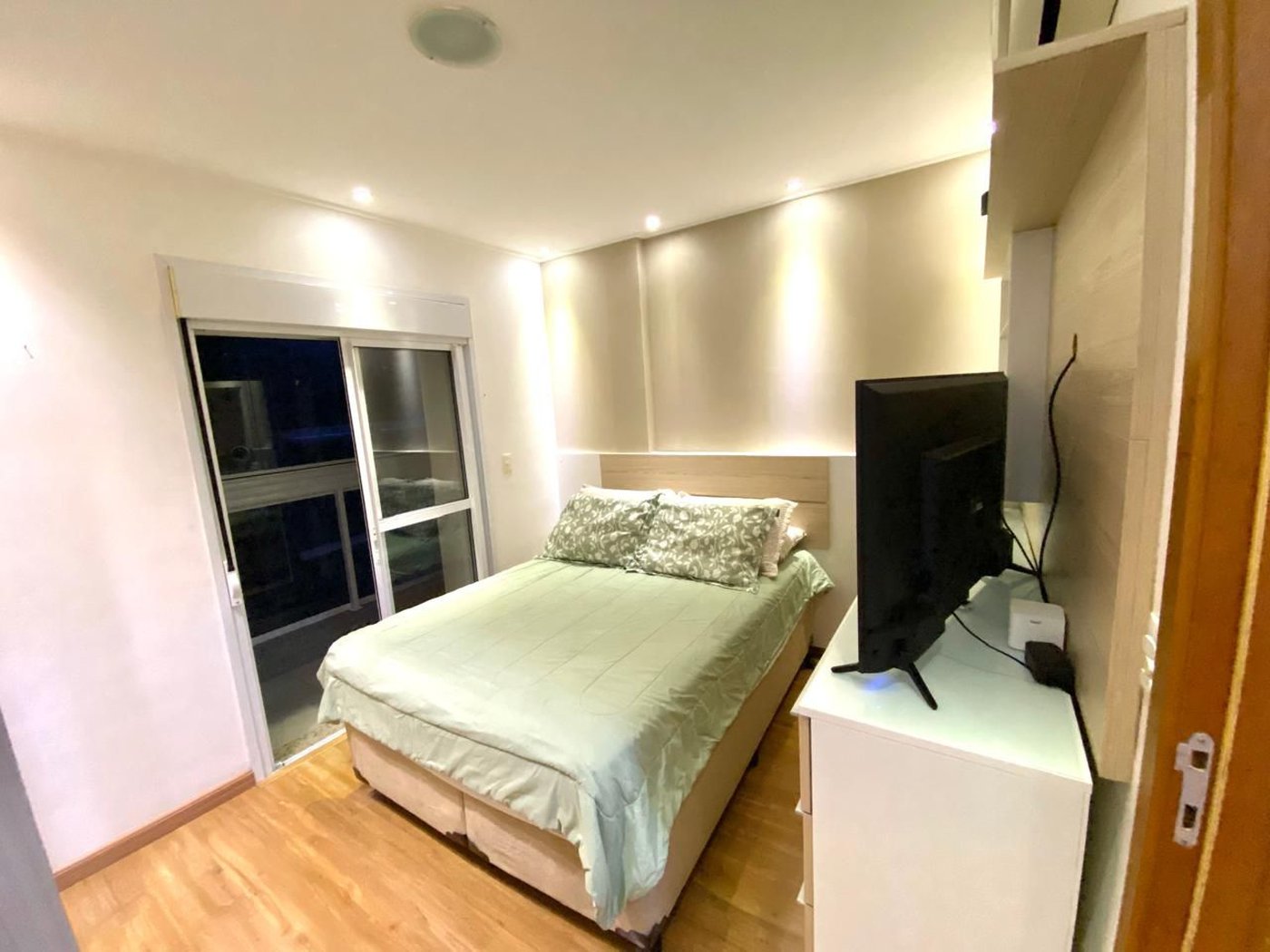 Apartamento com 3 dormitórios à venda, 106 m² por R$ 1.175.000,00 - Pompéia - Santos/SP