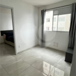 Apartamento para alugar com 2 quartos em Vila Pereira Cerca, São Paulo, SP