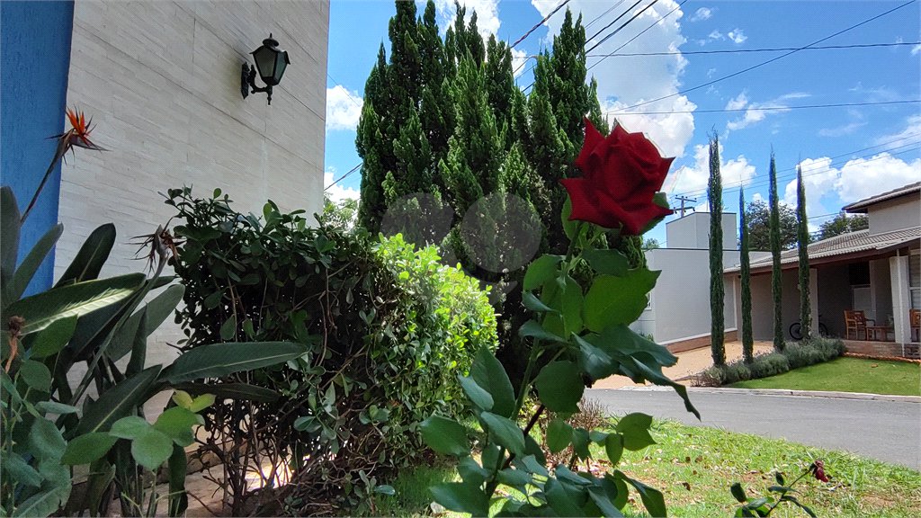Casa à venda com 3 suítes no condomínio Parque do Varvito, Itu - SP
