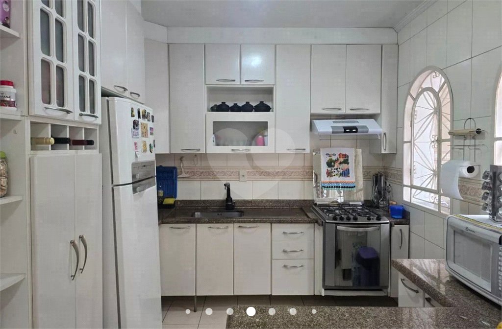 Casa à venda com 4 quartos, sendo 3 suítes,  em Vila Rosália, Guarulhos, SP