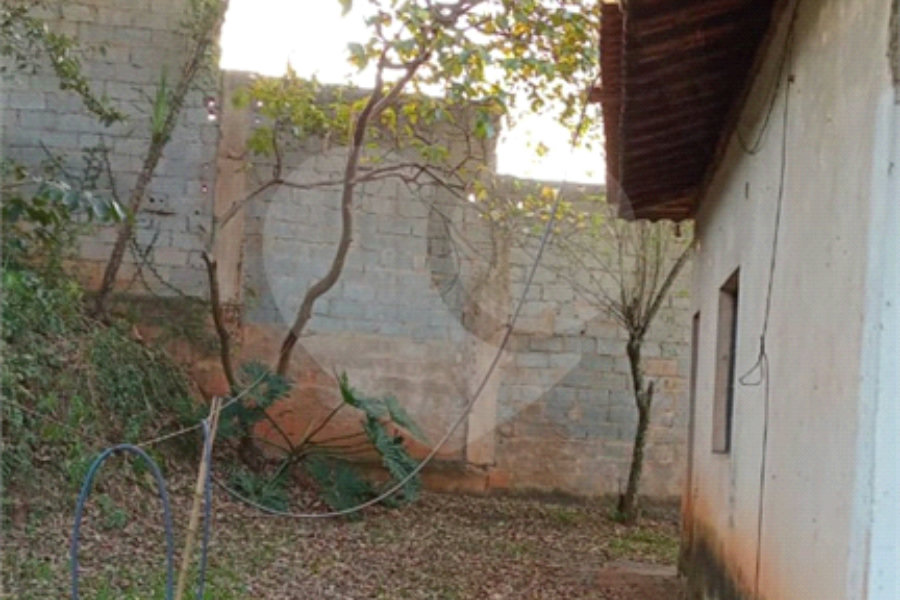 Casa à venda com 2 quartos, sendo 1 suíte, no condomínio Mirante da Mantiqueira I, Mairiporã - SP