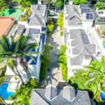 Casa à venda com 5 quartos, sendo 4 suítes, no condomínio Bounganville, São Paulo - SP