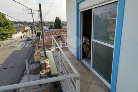 Sobrado à venda com 3 quartos, sendo 2 suítes, em Vila Romão, Salto, SP