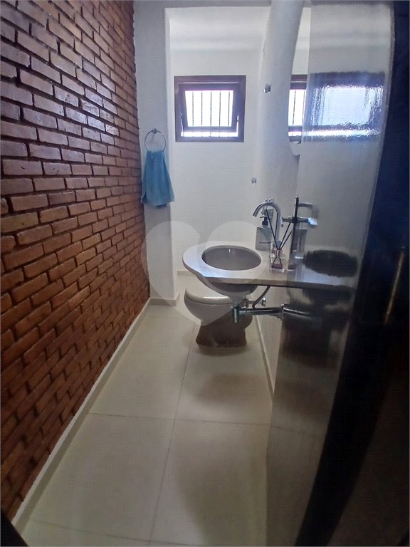 Casa à venda com 3 quartos, sendo 1 suíte,  em Recreio Maristela, Atibaia, SP