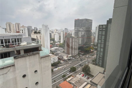 Apartamento à venda com 2 suítes em Campo Belo, São Paulo, SP