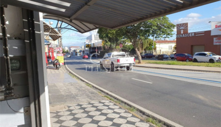 Sobrado à venda com 4 quartos, sendo 1 suíte,  em Vila Carvalho, Sorocaba, SP