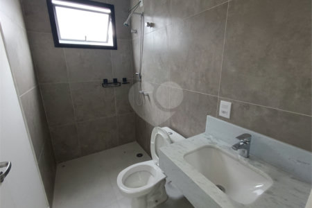 Casa à venda com 3 suítes no condomínio Altos de São Roque, São Roque - SP