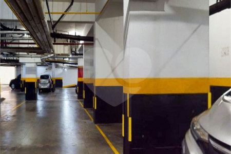Apartamento à venda com 2 quartos, sendo 1 suíte, em Moema, São Paulo, SP