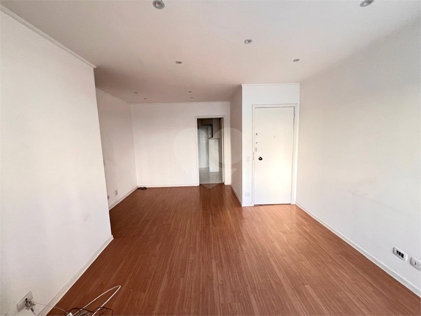 Apartamento à venda com 2 quartos em Moema, São Paulo, SP