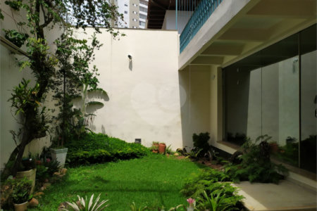 Casa à venda com 4 quartos, sendo 2 suítes, em Jardim das Vertentes, São Paulo, SP