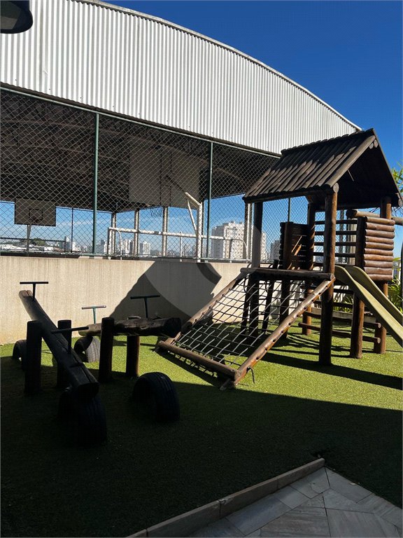 Apartamento à venda com 3 quartos, sendo 2 suítes, em Parque Reboucas, São Paulo, SP