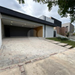 Casa à venda com 3 quartos, sendo 1 suíte,  no condomínio Cyrela Landscape Esplanada, Votorantim - SP