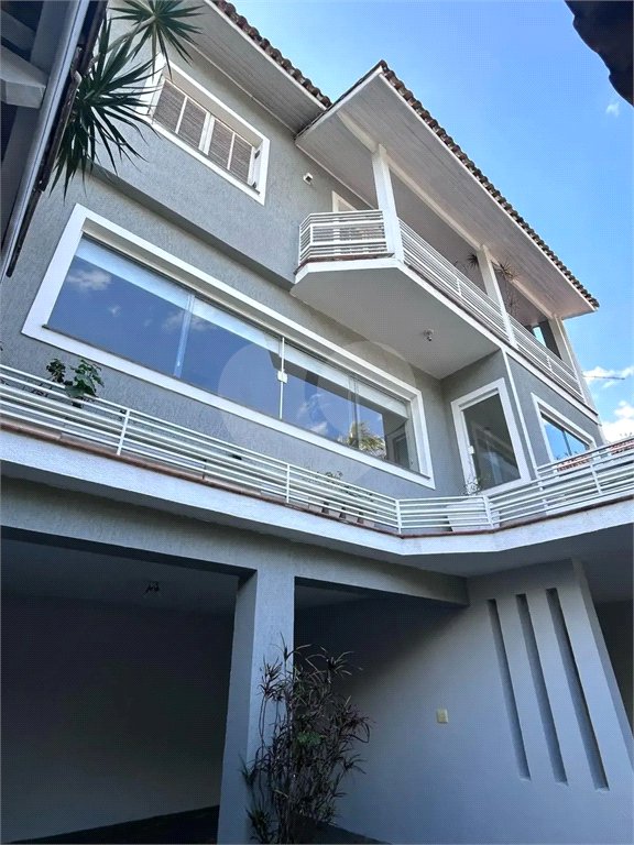 Sobrado à venda com 4 quartos, sendo 2 suítes, em Tremembé, São Paulo, SP