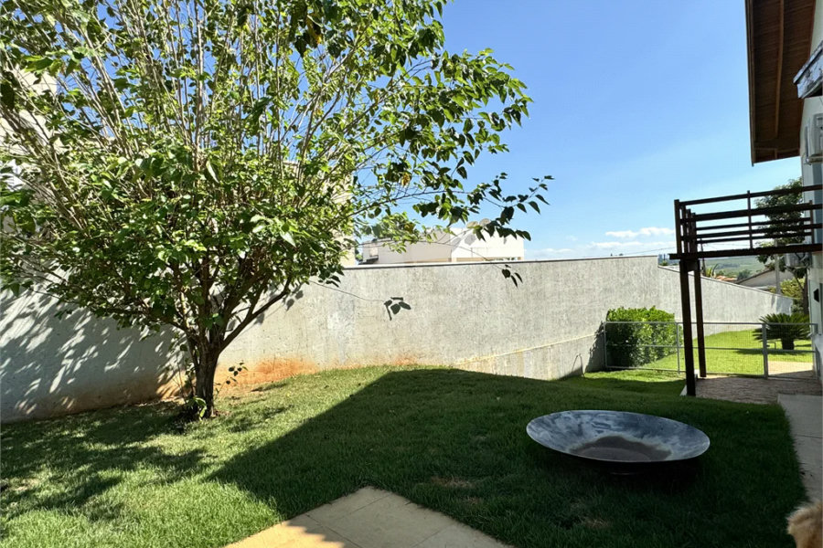 Lindo sobrado no Recanto das Águas de São Pedro - SP