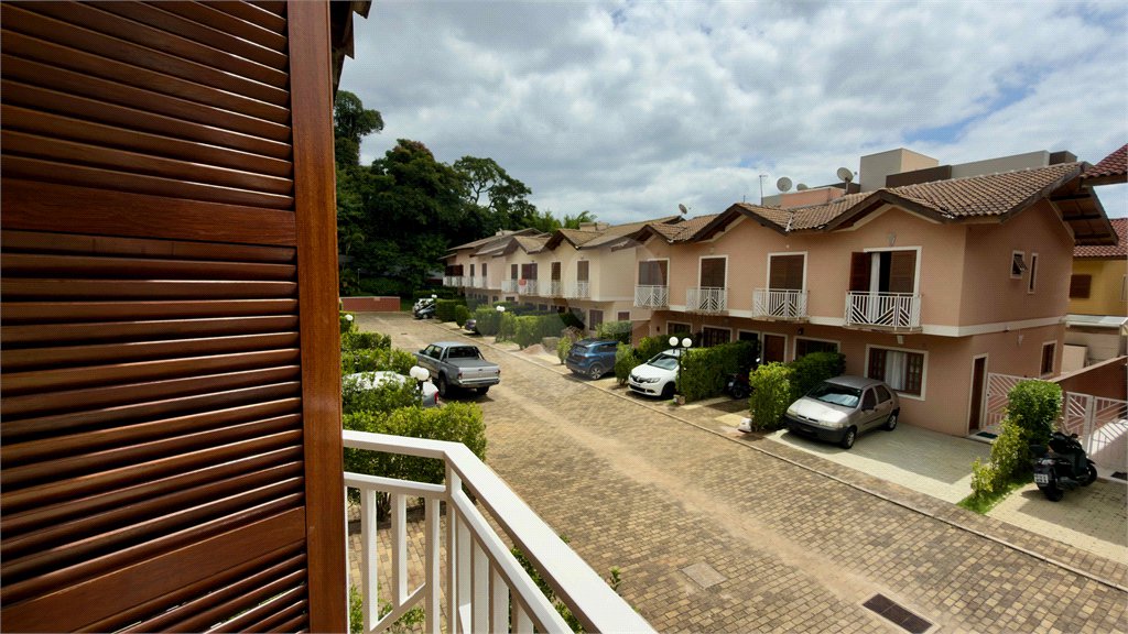Casa à venda com 2 quartos no condomínio Portal dos Gamez, Atibaia - SP