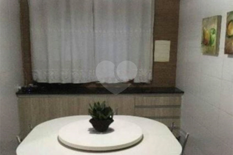 Sobrado à venda com 6 quartos em Cangaíba, São Paulo, SP