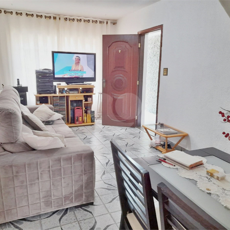 Sobrado à venda com 3 quartos em Água Fria, São Paulo, SP