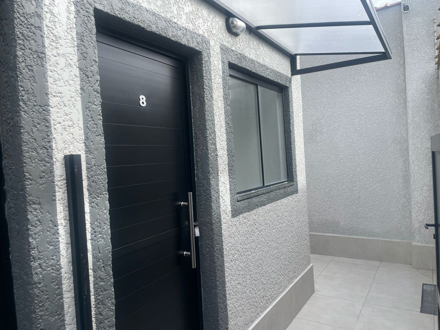 Casa de Vila à venda com 2 quartos, sendo 1 suíte, Pé na areia!!!