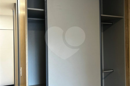 Apartamento à venda com 1 quarto em Jardim das Acácias, São Paulo, SP