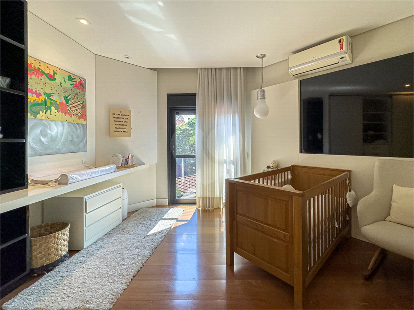 Apartamento à venda com 3 suítes em Sumarezinho, São Paulo, SP