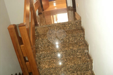 Casa Térrea à venda com 3 suítes em Vila Paulicéia, São Paulo, SP