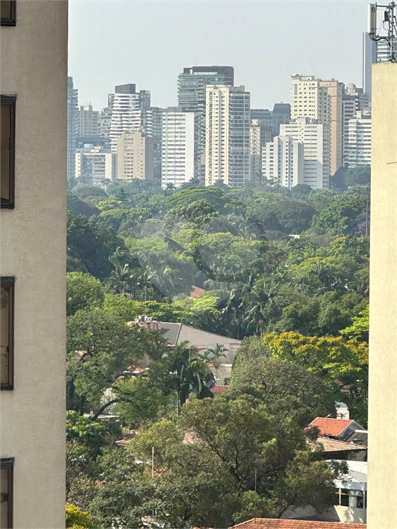 Apartamento à venda com 2 suítes em Jardim Europa, São Paulo, SP