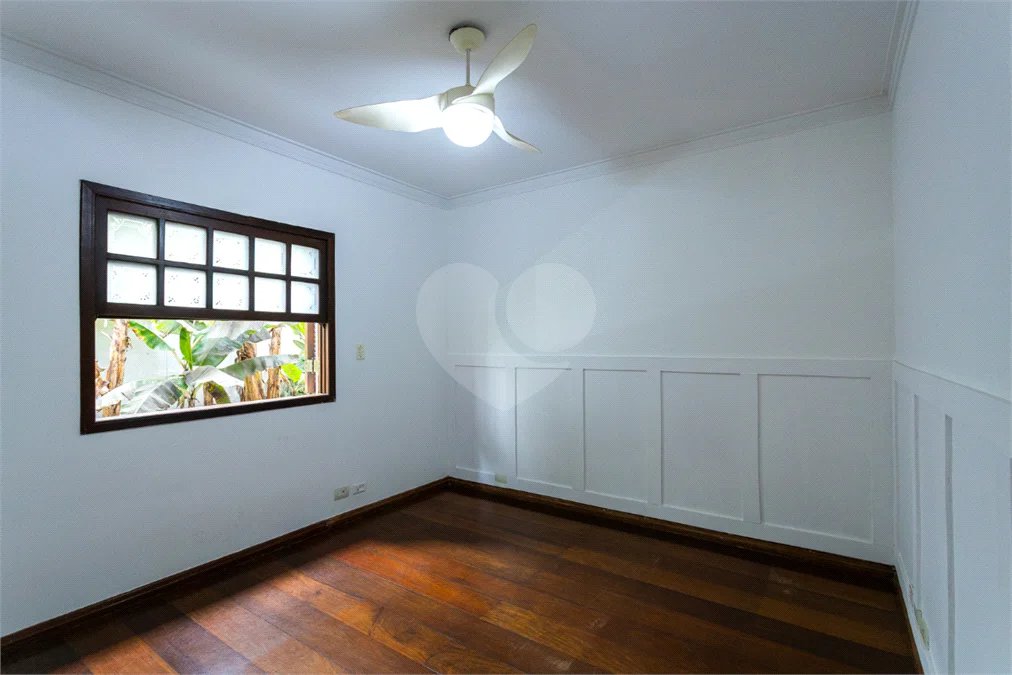 Casa Térrea à venda com 3 quartos, sendo 2 suítes, em Jardim Marajoara, São Paulo, SP