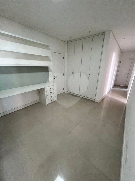 Apartamento à venda com 3 suítes em Vila Andrade, São Paulo, SP
