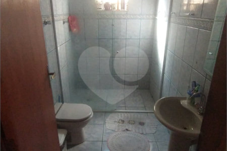 Sobrado à venda com 4 quartos em Jardim Alvinópolis II, Atibaia, SP
