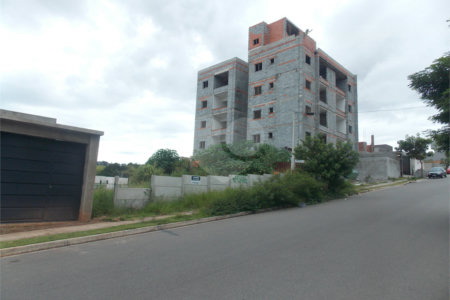 Terreno à venda em Residencial Jardins da Catalunha, Atibaia, SP