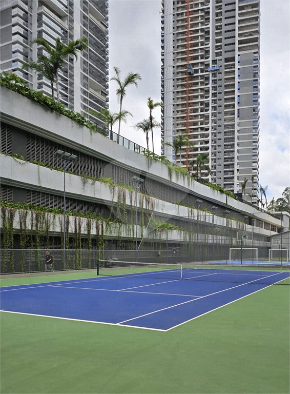 Apartamento à venda com 2 suítes em Jardim Morumbi, São Paulo, SP