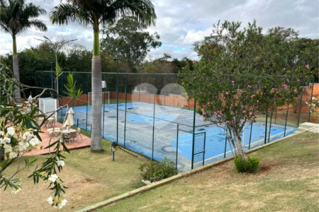 Casa à venda com 3 quartos, sendo 1 suíte, no condomínio Village Moutonnée, Salto - SP