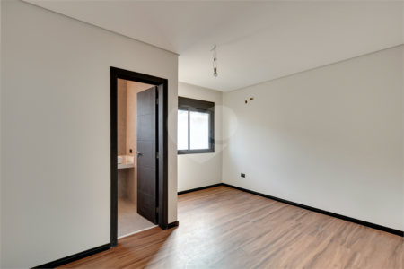 Casa à venda com 4 suítes no condomínio Reserva Robélia, São Paulo - SP