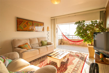 Apartamento à venda com 3 quartos, sendo 1 suíte, em Alto da Boa Vista, São Paulo, SP