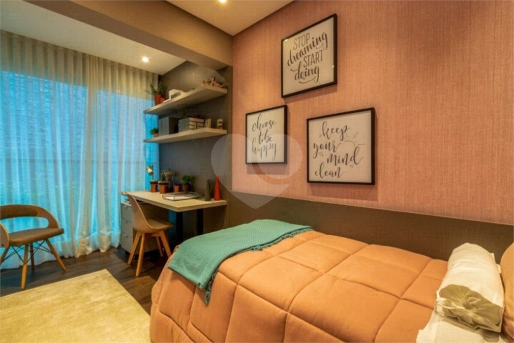 Apartamento à venda com 3 quartos, sendo 2 suítes, em Moema, São Paulo, SP