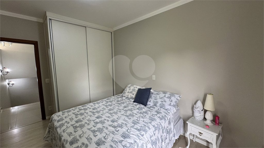 Casa à venda com 3 suítes no condomínio Residencial Delle Stelle, Louveira - SP