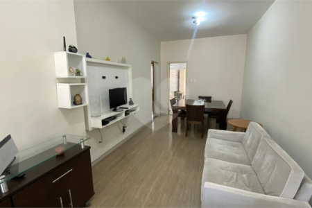 Casa à venda com 5 quartos, sendo 1 suíte, em Campo Belo, São Paulo, SP