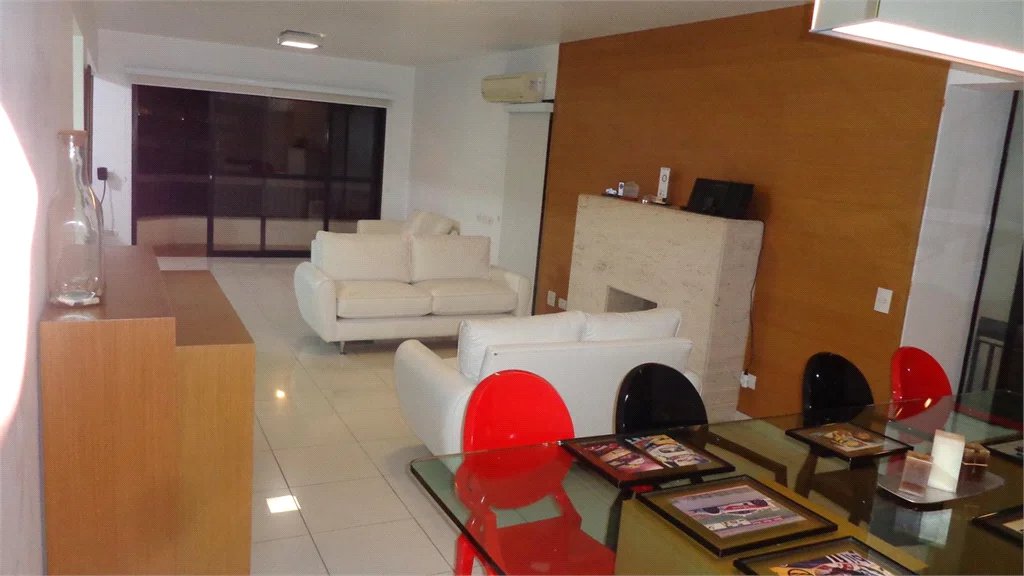 Apartamento à venda com 3 suítes em Vila Andrade, São Paulo, SP