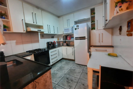 Casa à venda com 3 quartos, sendo 1 suíte, no condomínio Residencial Sol Francisco, São Paulo - SP