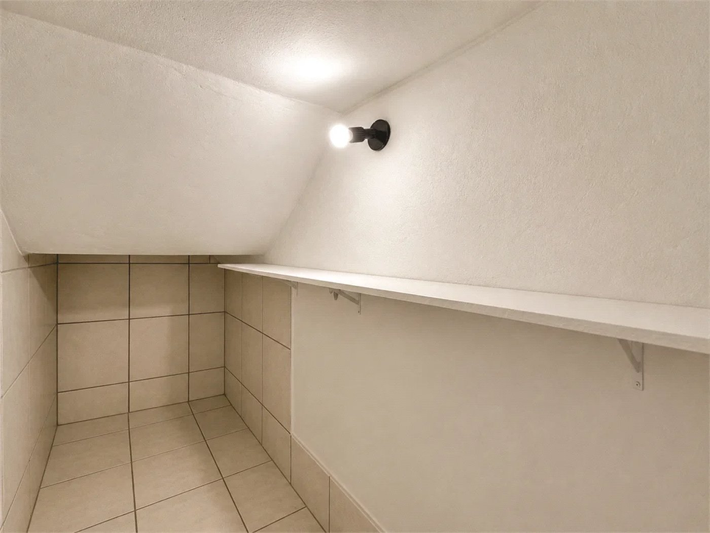 Casa à venda com 5 quartos, sendo 4 suítes, no condomínio Parque dos Príncipes, São Paulo - SP