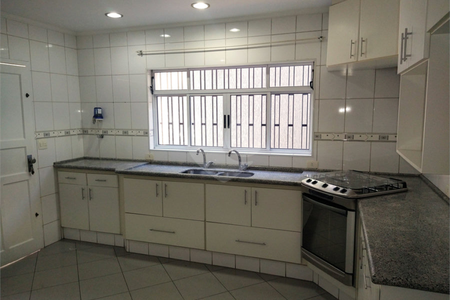 Sobrado à venda com 3 quartos em Santana, São Paulo, SP