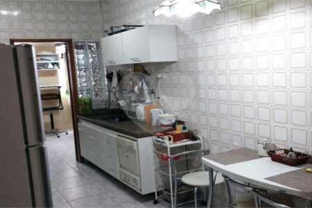 Apartamento à venda com 4 quartos, sendo 1 suíte, em Bosque da Saúde, São Paulo, SP