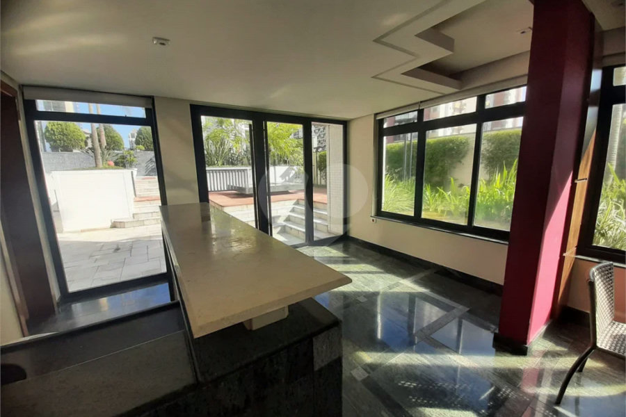 Apartamento à venda com 3 suítes em Tatuapé, São Paulo, SP