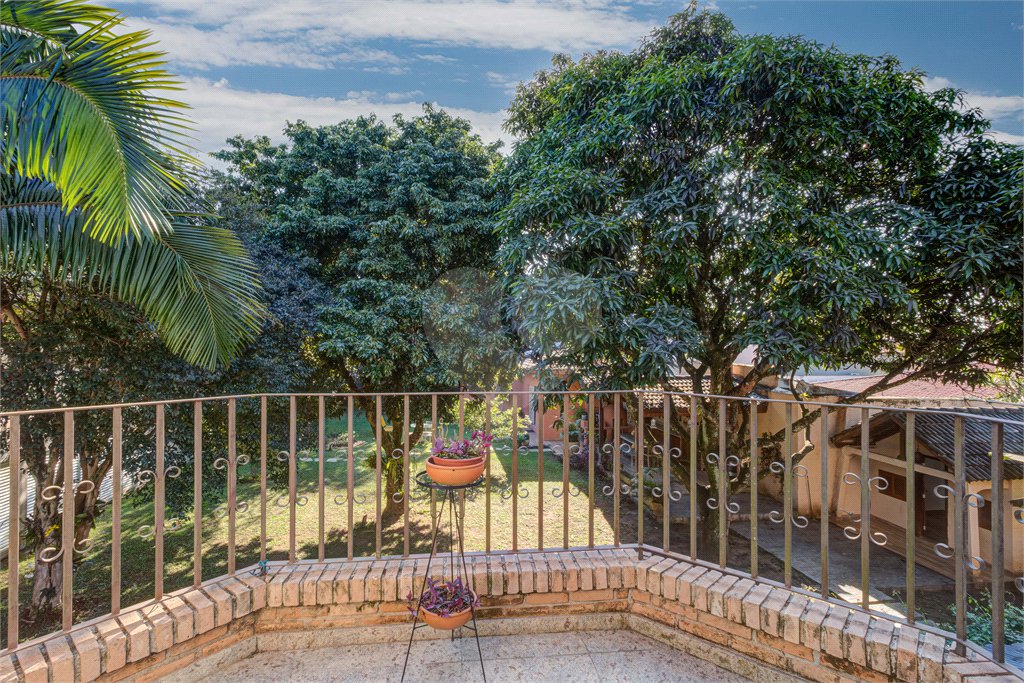 Casa à venda com 3 suítes em Chácara Monte Alegre, São Paulo, SP