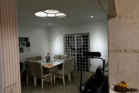 Sobrado à venda com 3 quartos em Cidade Kemel, São Paulo, SP